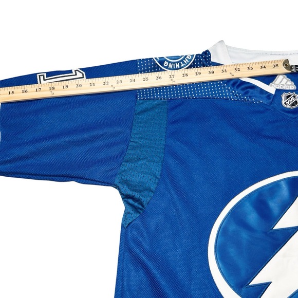 Adidas Tampa Bay Lightning Steven Stamkos Hockey Jersey Mens Size 50 Fight Strap - Picture 7 of 10